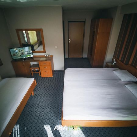 Garni Motel Aba Travnik Eksteriør billede