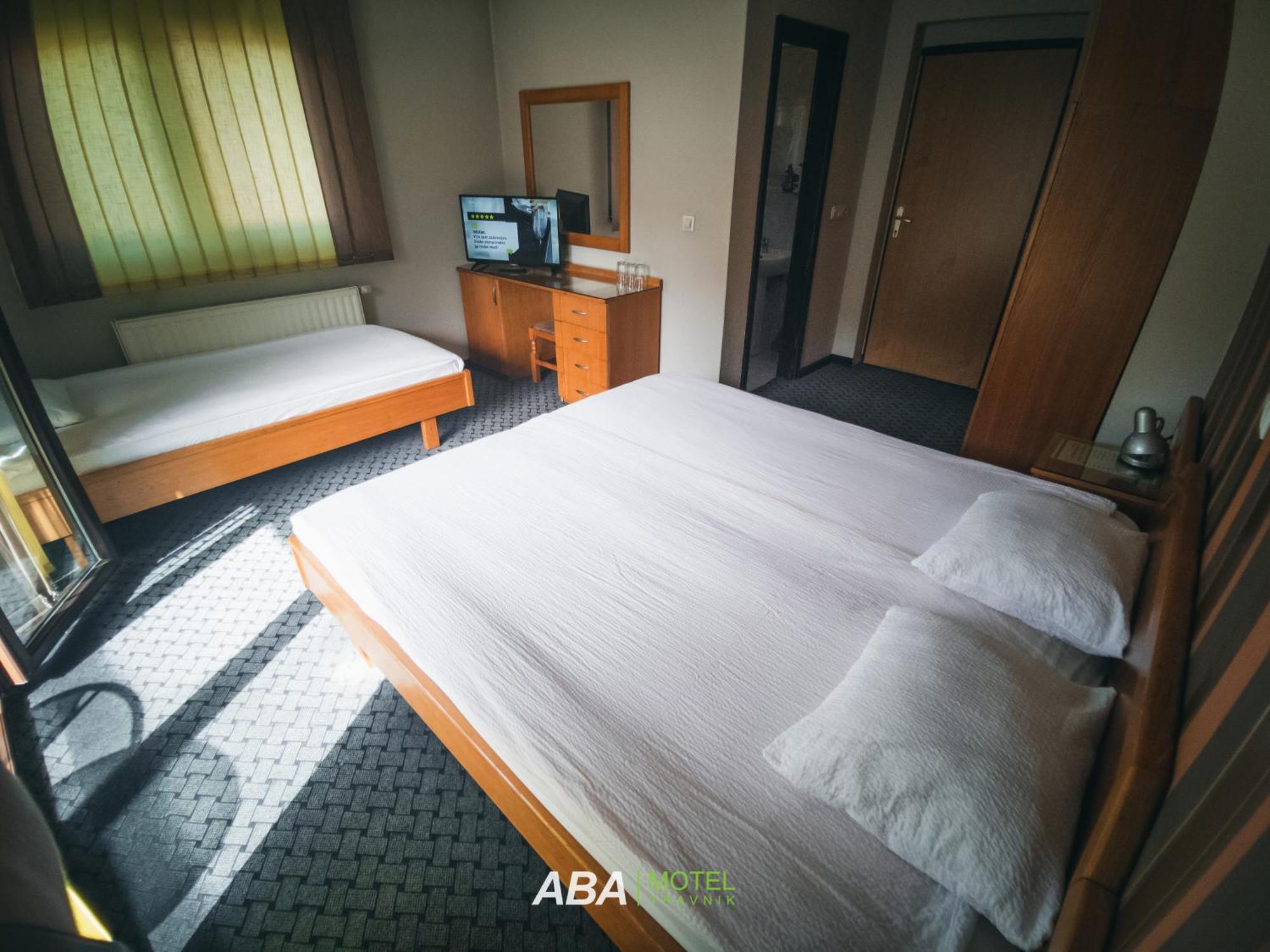 Garni Motel Aba Travnik Eksteriør billede