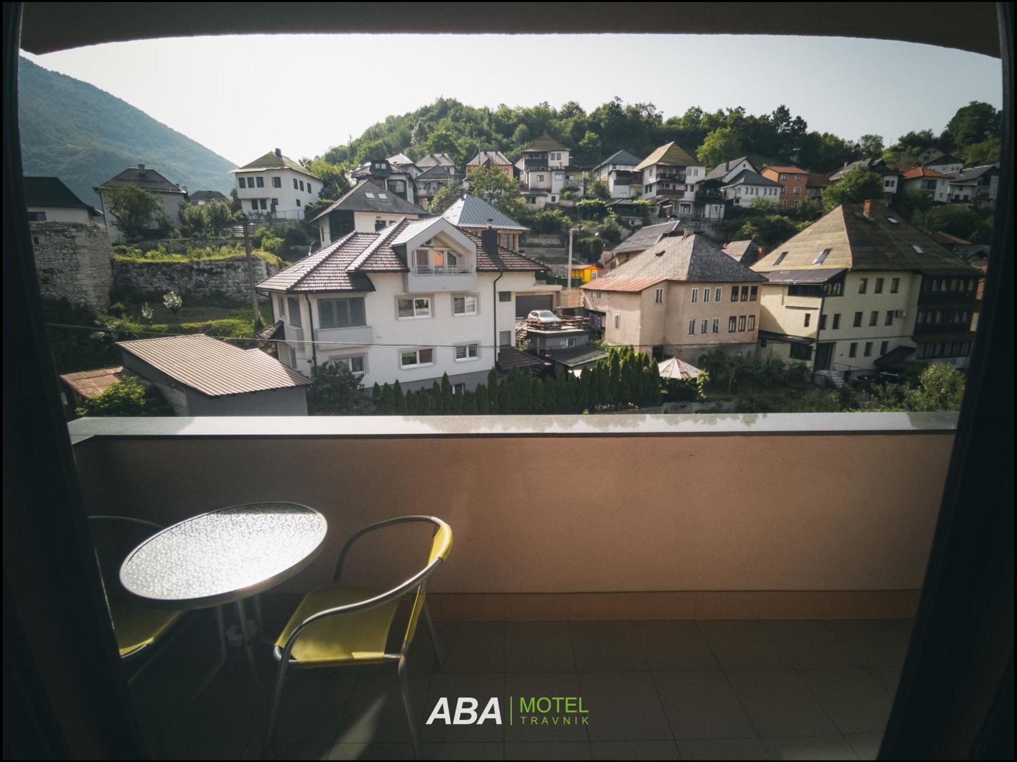 Garni Motel Aba Travnik Eksteriør billede