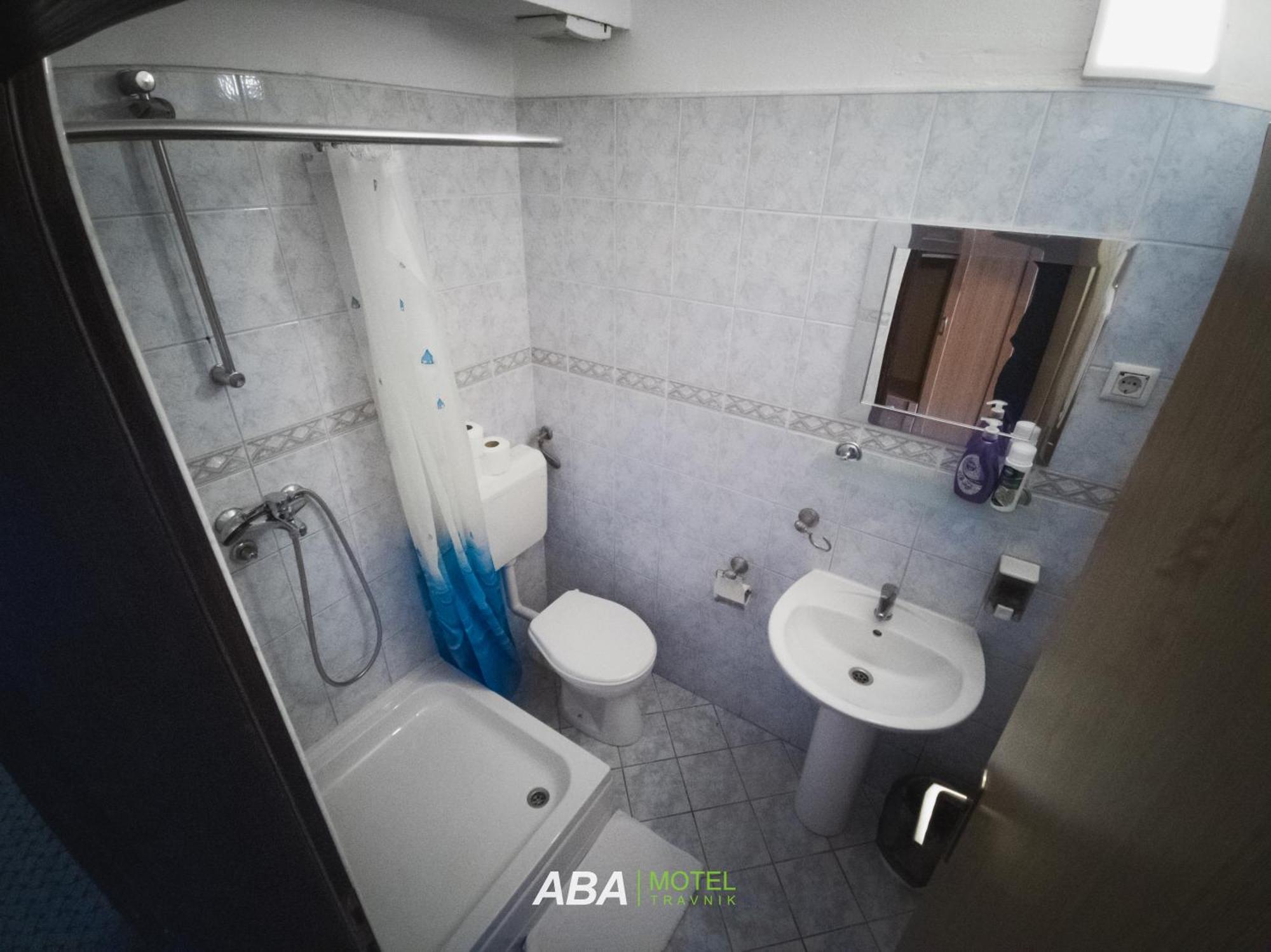 Garni Motel Aba Travnik Eksteriør billede