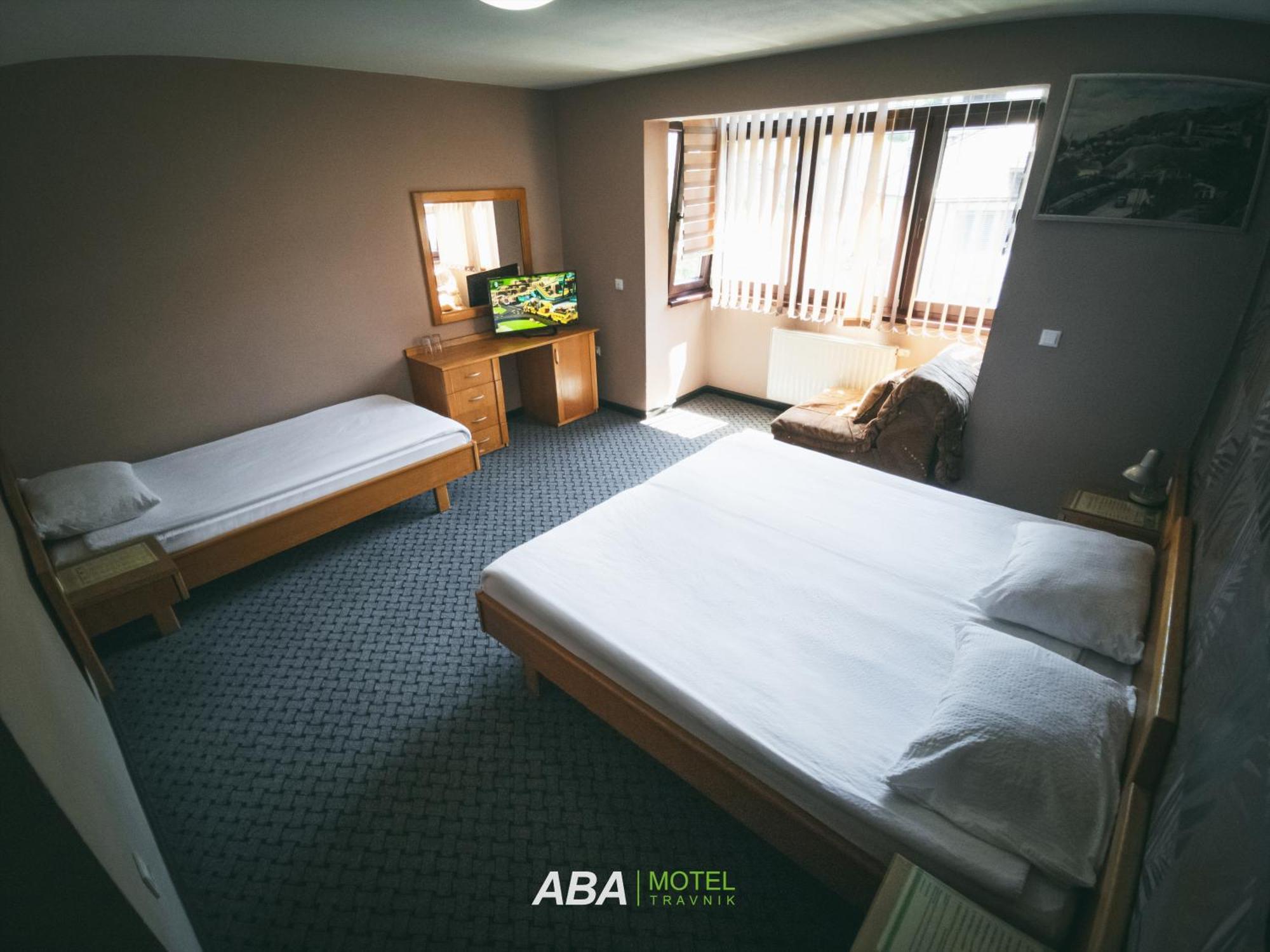 Garni Motel Aba Travnik Eksteriør billede