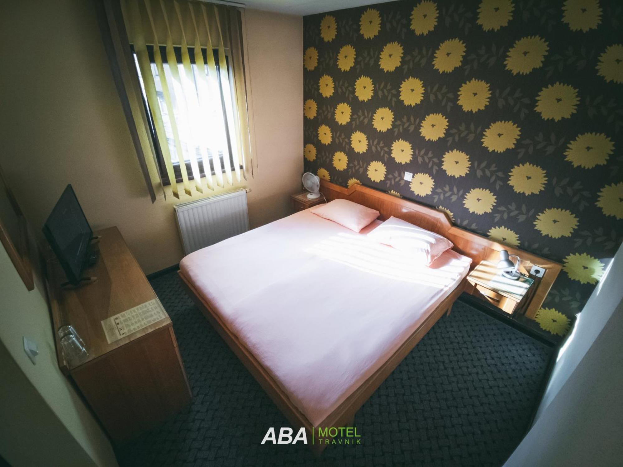 Garni Motel Aba Travnik Eksteriør billede